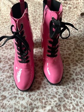 Glossy Pink Lace-Up Women's Ankle Boots